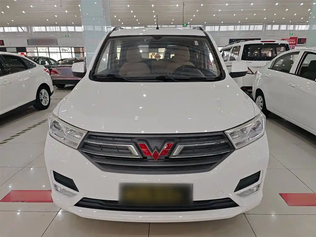 Wuling Hongguang 2021 — фото 3