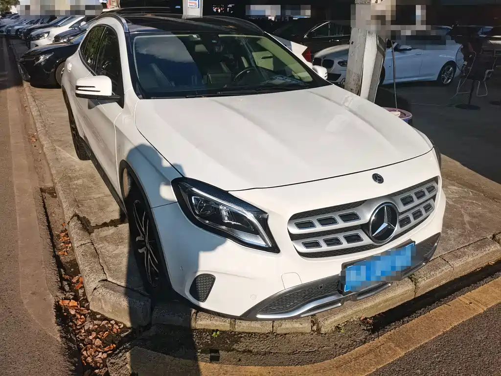Mercedes-Benz GLA 2017
