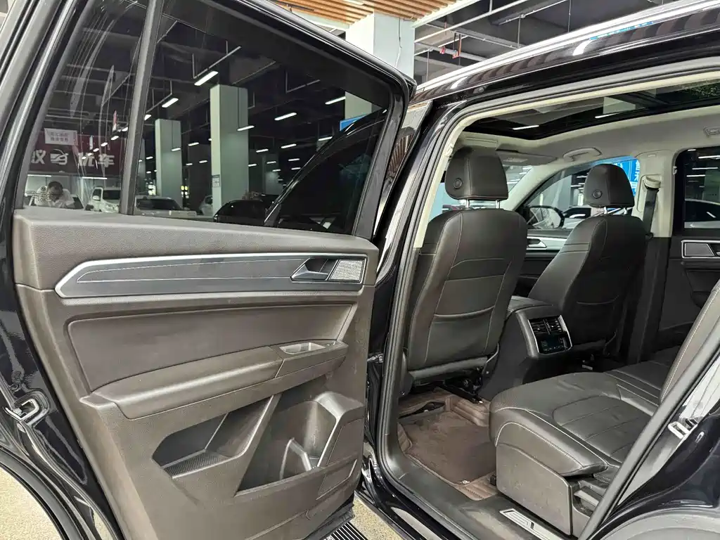 Volkswagen Teramont 2019 — фото 12