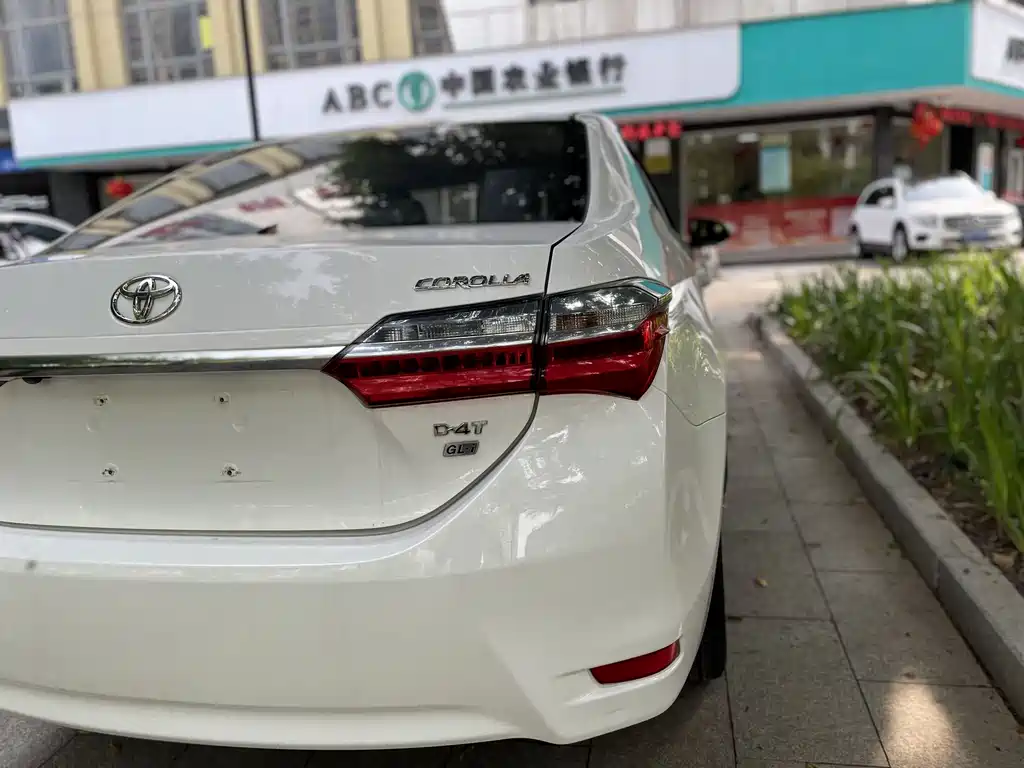 Toyota Corolla 2019 — фото 9