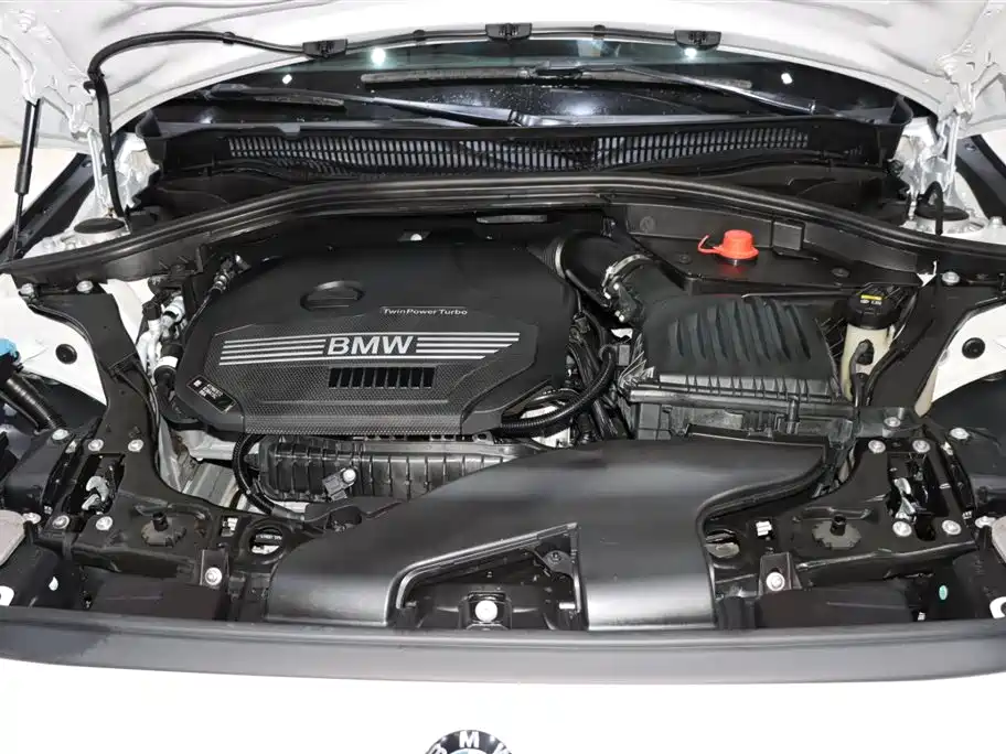 BMW 1 Series 2020 — фото 19