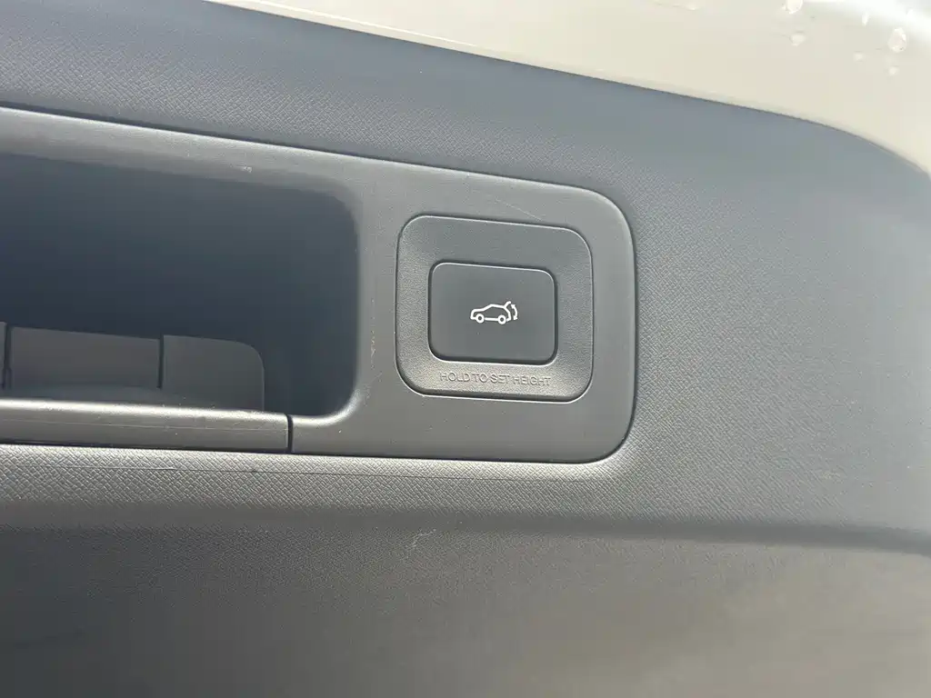 GAC Motor Trumpchi M8 2023 — фото 16