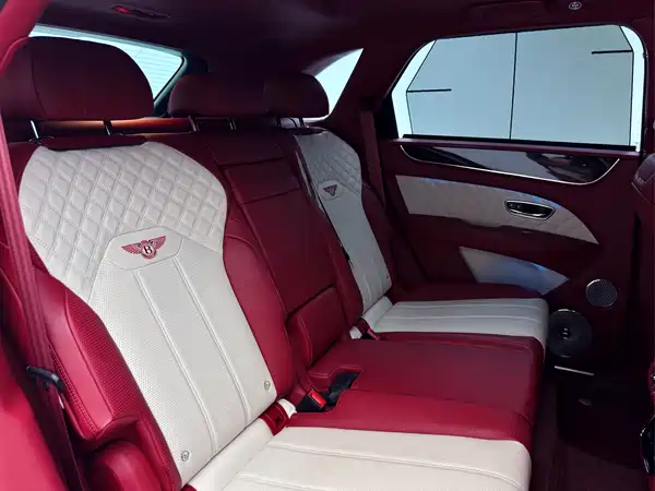Bentley Bentayga 2021