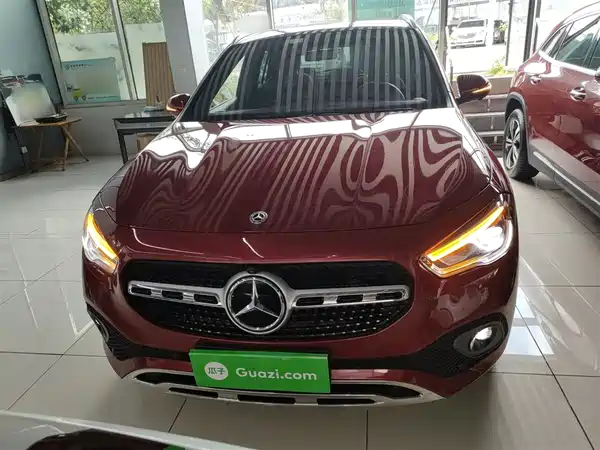 Mercedes-Benz GLA 2020