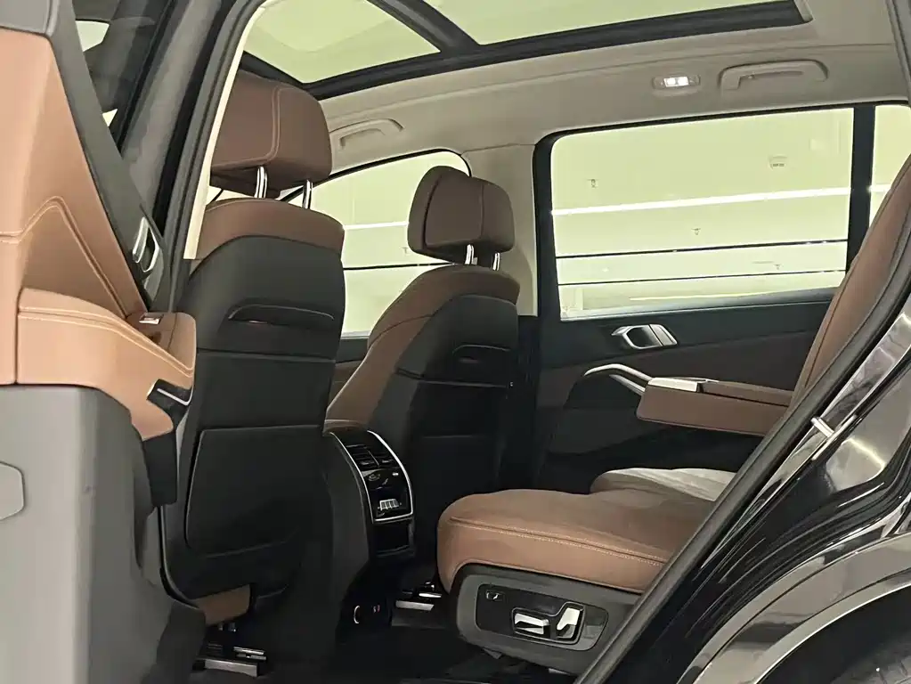 BMW X7 2019 — фото 9