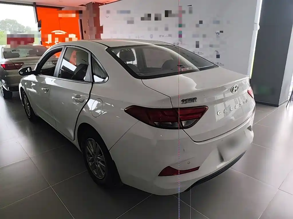 Hyundai Elantra 2021 — фото 5