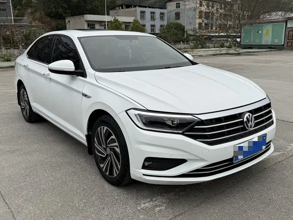 Volkswagen Sagitar 2022