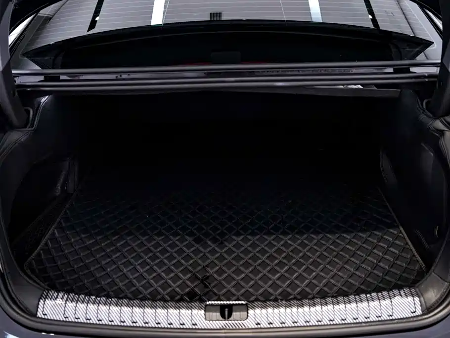 Audi A7L 2025 — фото 30
