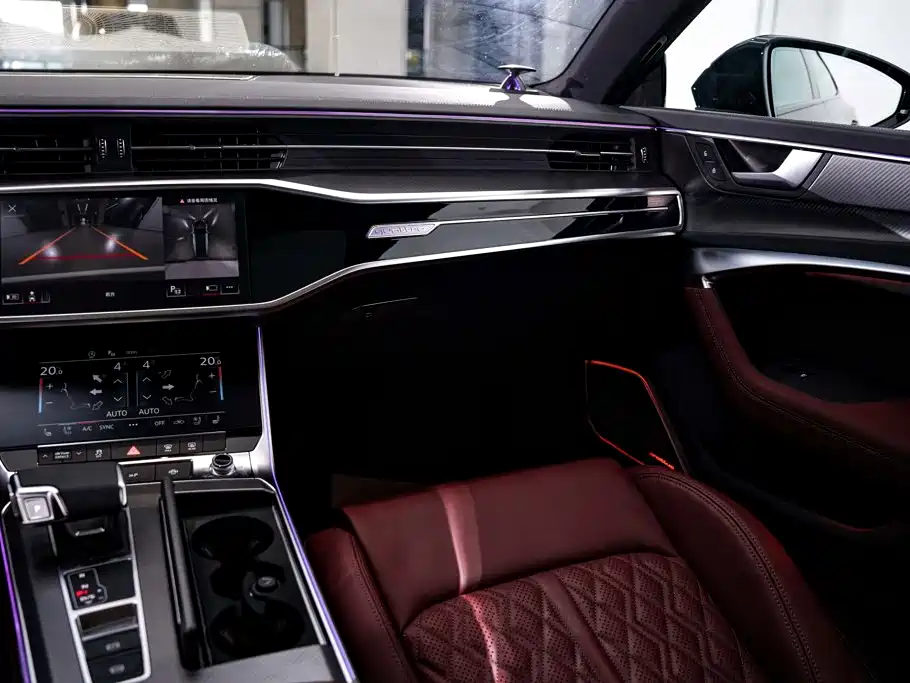 Audi A7L 2025 — фото 29