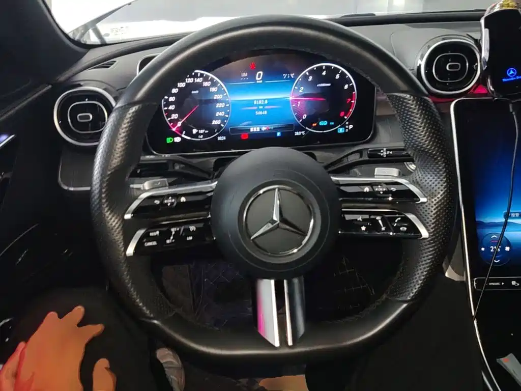 Mercedes-Benz C-Class 2021 — фото 11