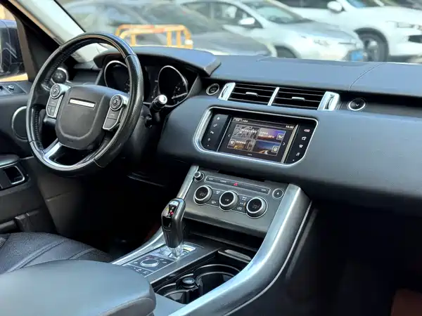Land Rover Range Rover Sport 2016