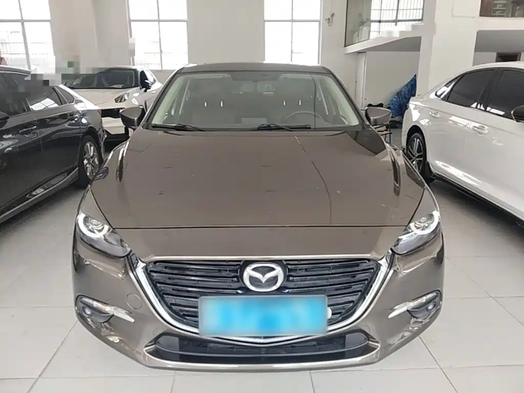 Mazda 3 Axela 2018 — фото 3