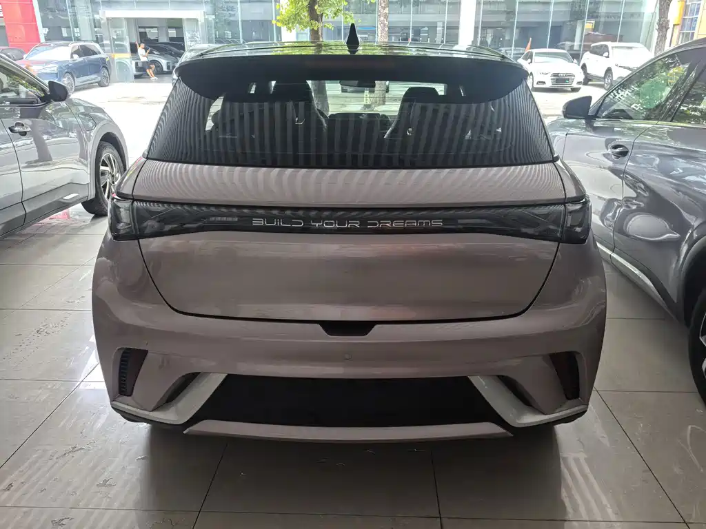 BYD Dolphin 2022 — фото 11