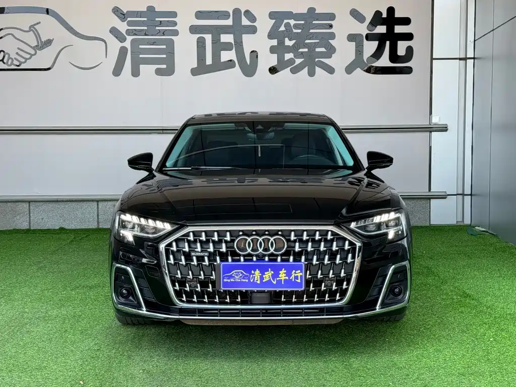 Audi A8 2022