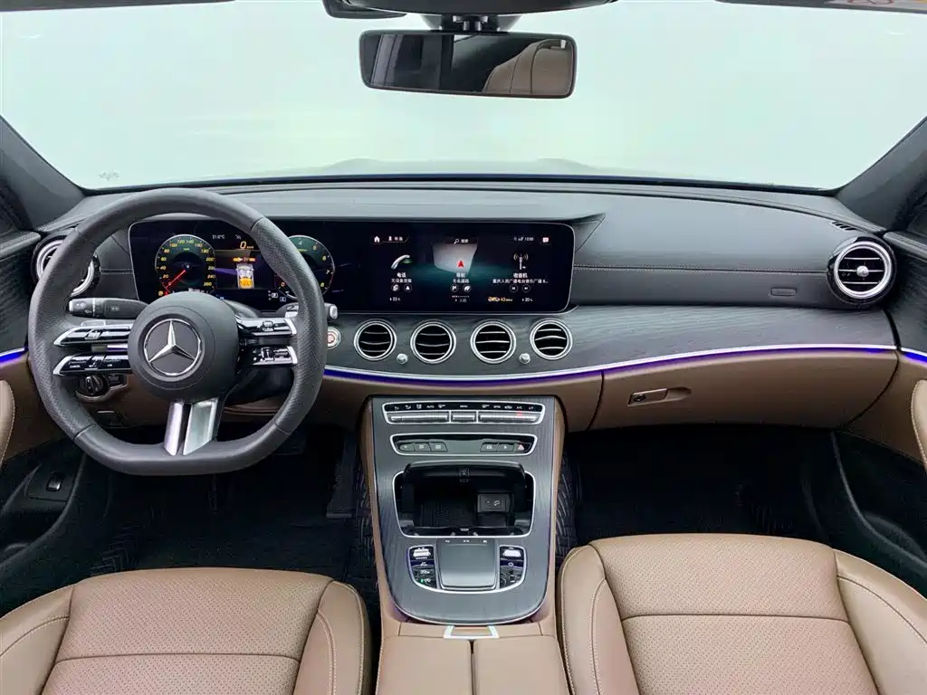 Mercedes-Benz E-Class 2023 — фото 15