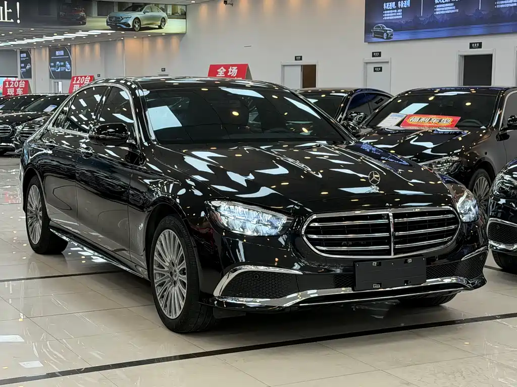 Mercedes-Benz E-Class 2022 — фото 3