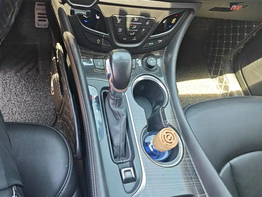 Buick Envision Plus 2020 — фото 16