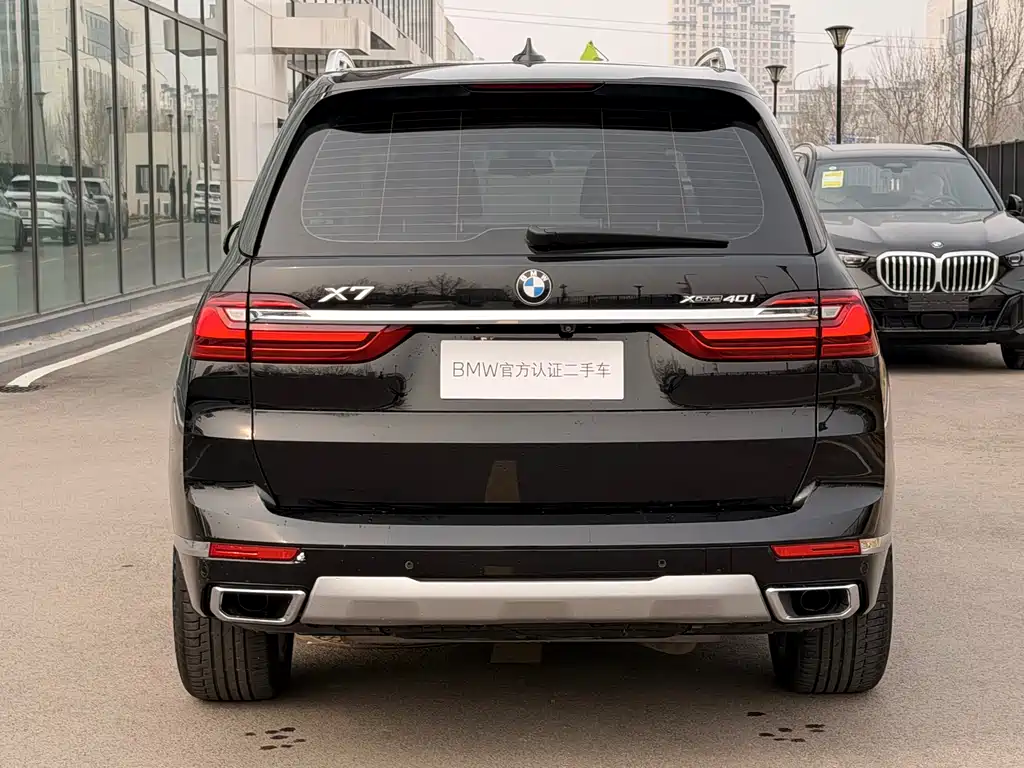 BMW X7 2023 — фото 26