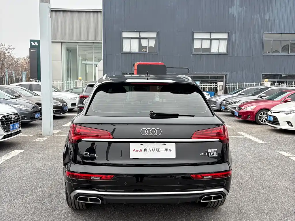 Audi Q5L 2022 — фото 6