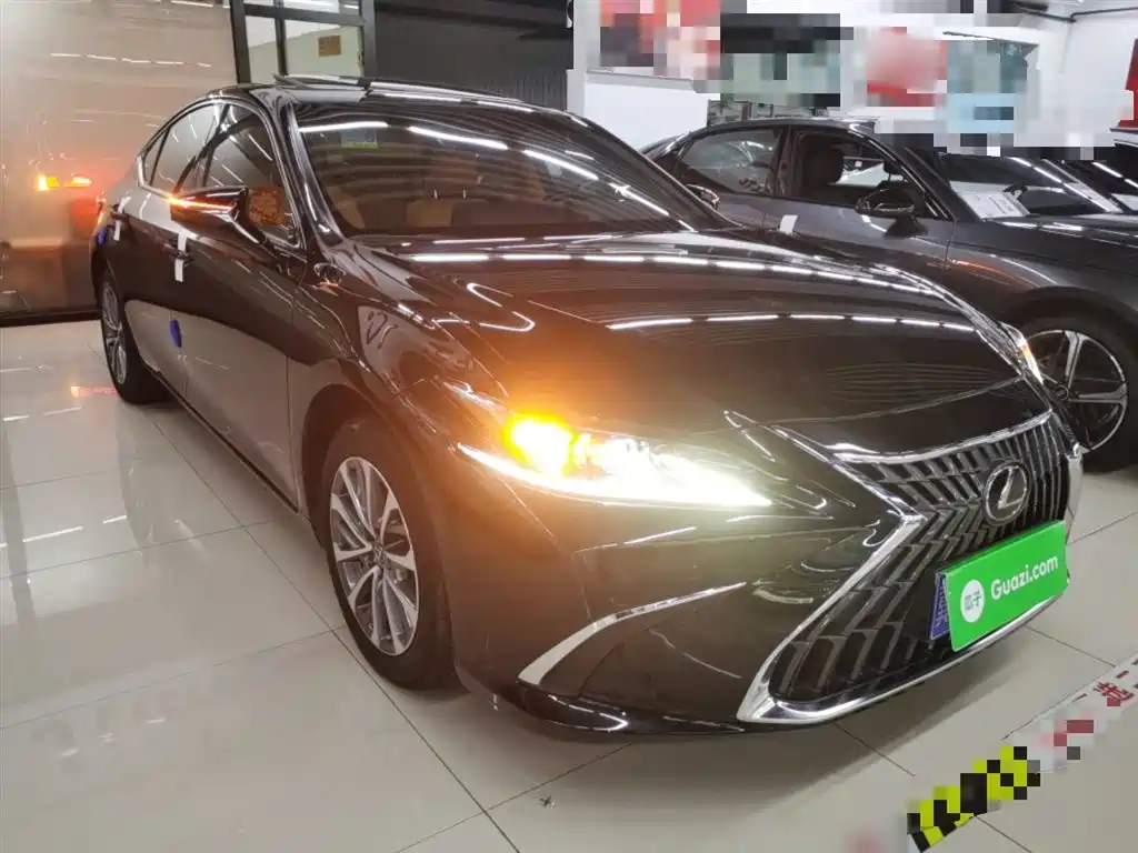 Lexus ES 2023 — фото 22