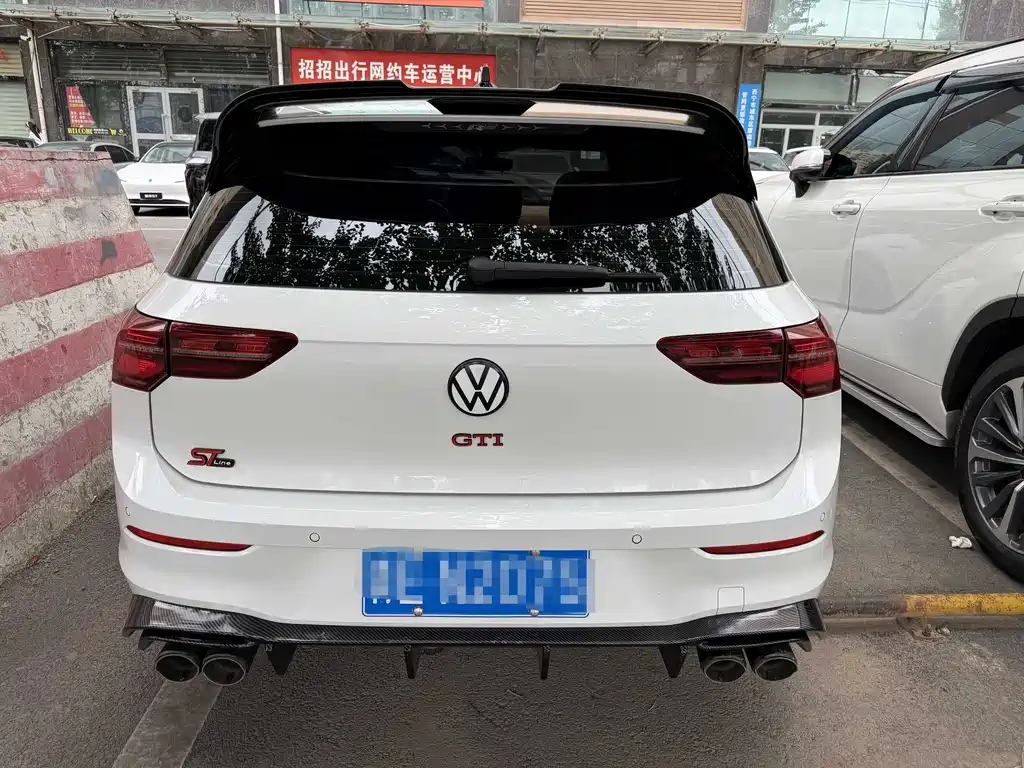 Volkswagen Golf 2023