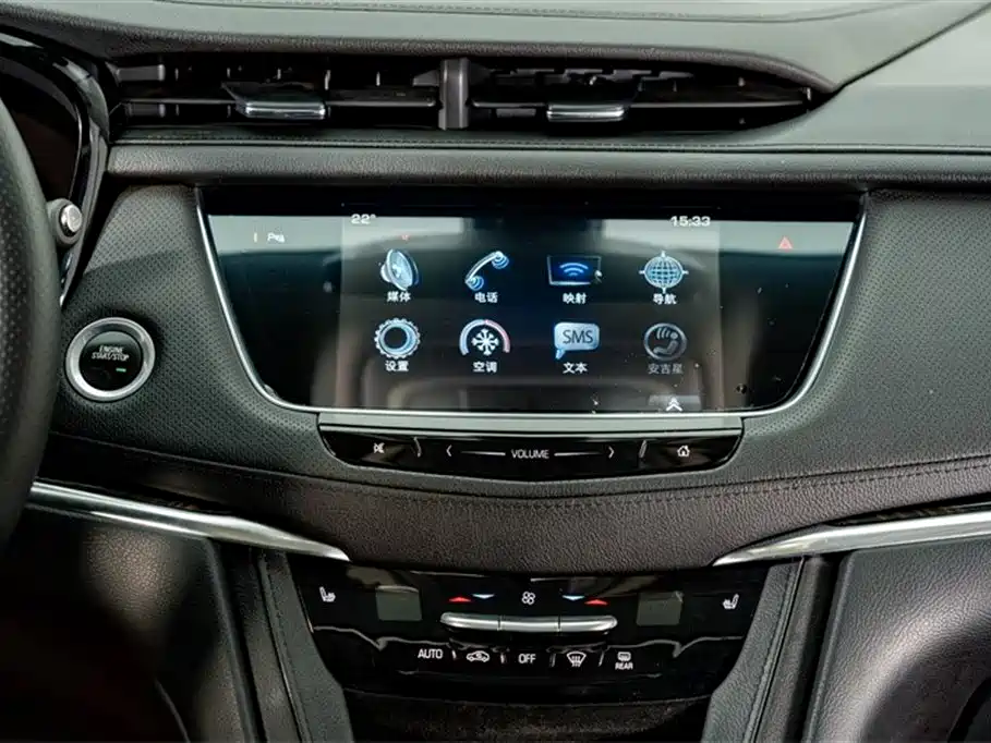Cadillac XT5 2016 — фото 13