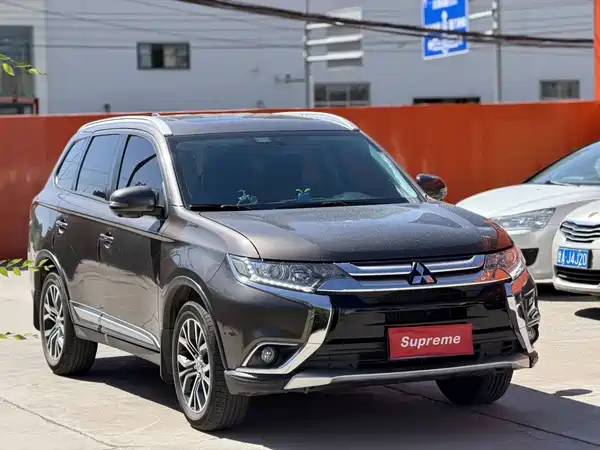 Mitsubishi Outlander 2018