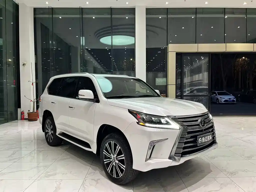 Lexus LX 2022 — фото 3