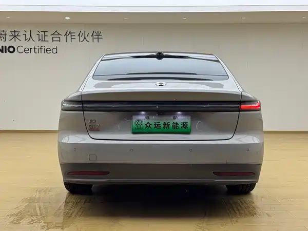 NIO ET7 2023