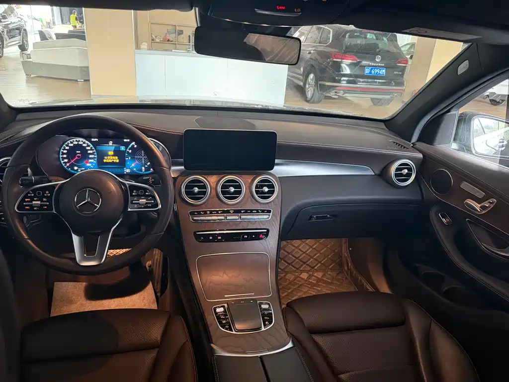 Mercedes-Benz GLC 2022