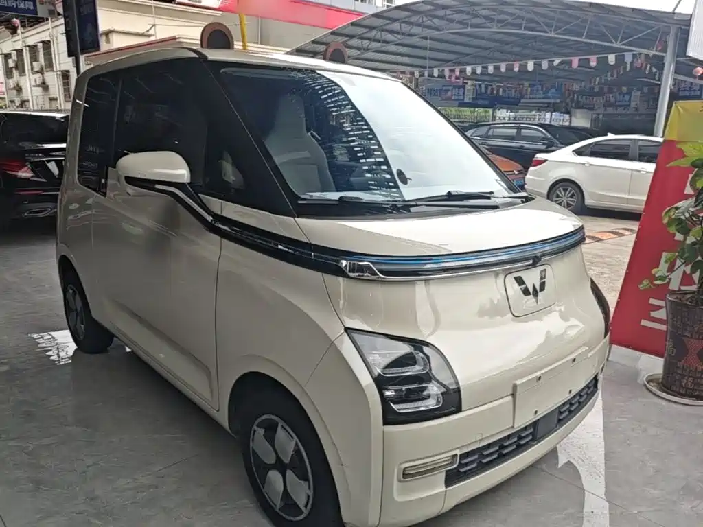 Wuling Air ev Clear Sky 2023 — фото 4