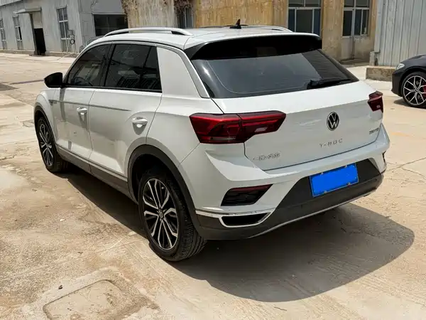 Volkswagen T-Roc 2023