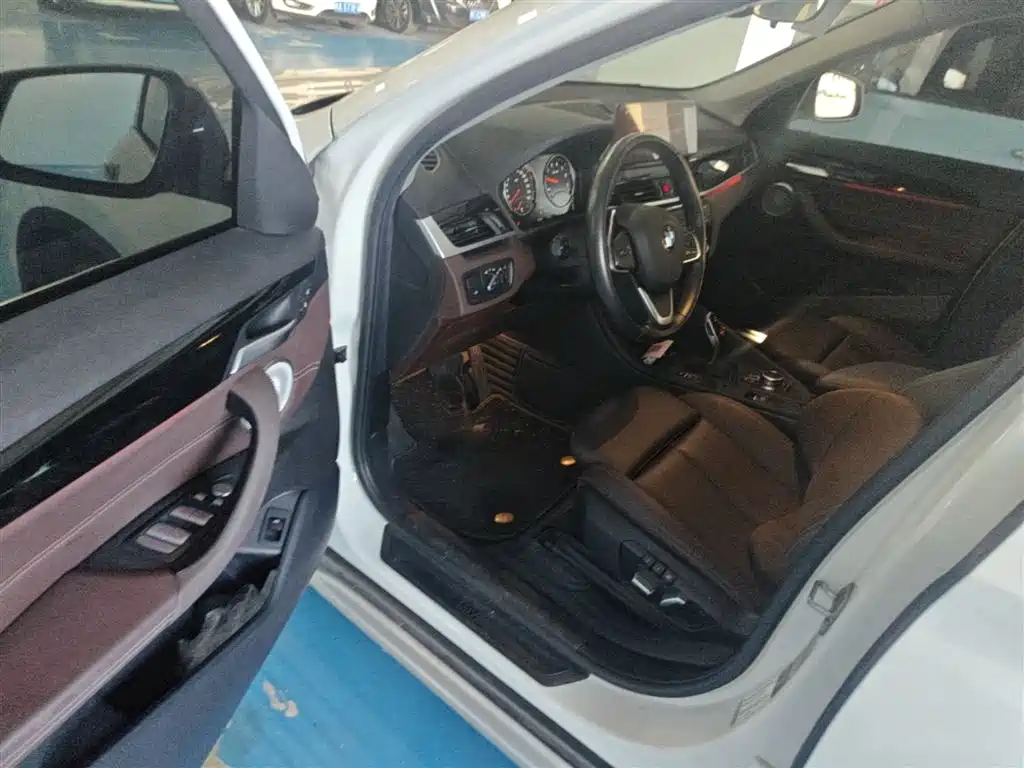 BMW X1 2022 — фото 16