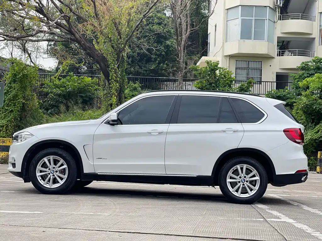 BMW X5 2016 — фото 10