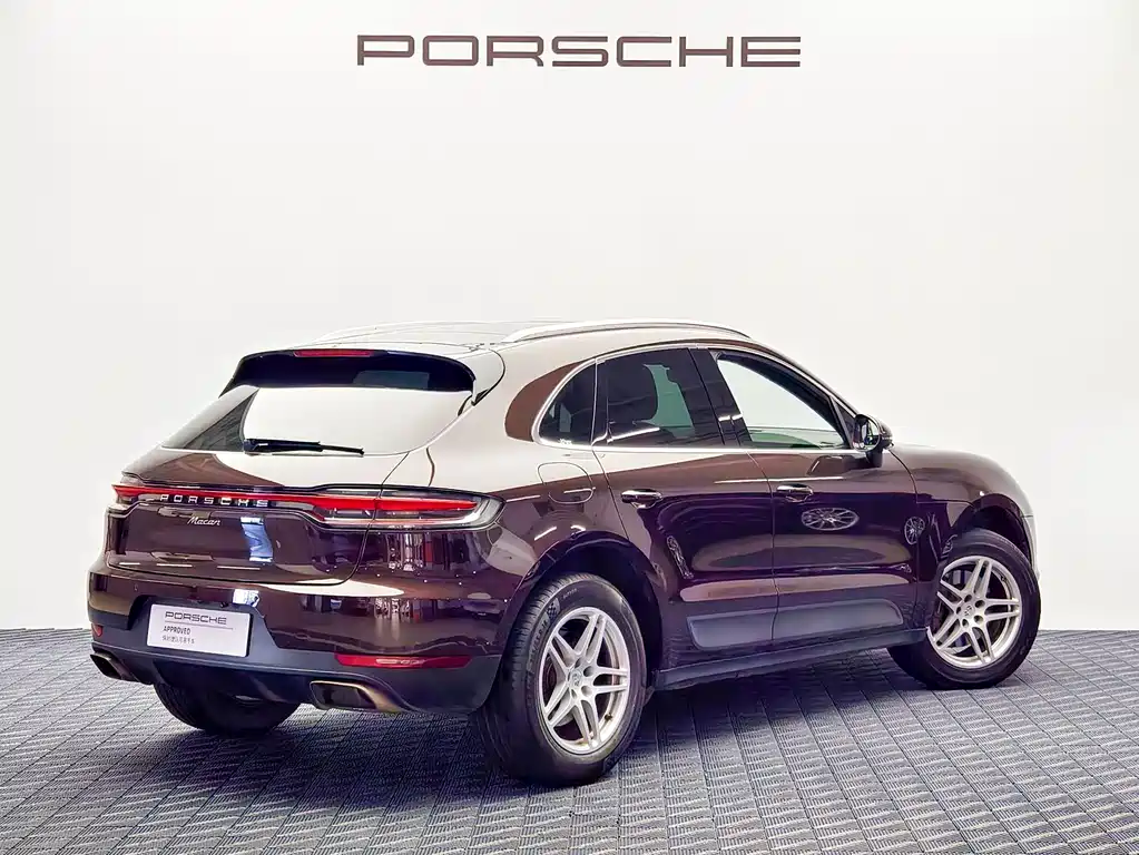 Porsche Macan 2021