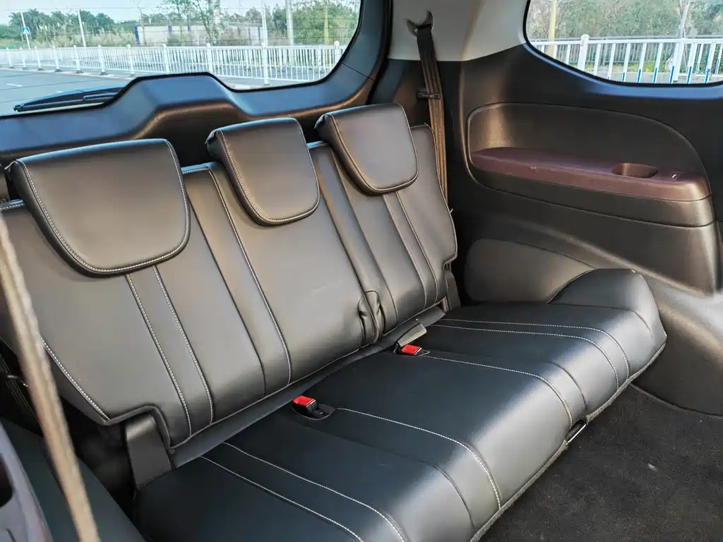 GAC Motor Trumpchi M6 2025 — фото 15