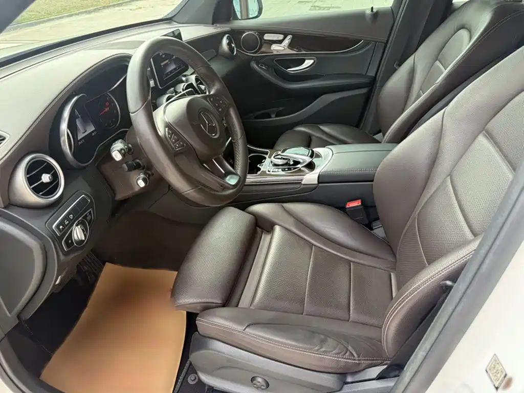Mercedes-Benz GLC 2019 — фото 14