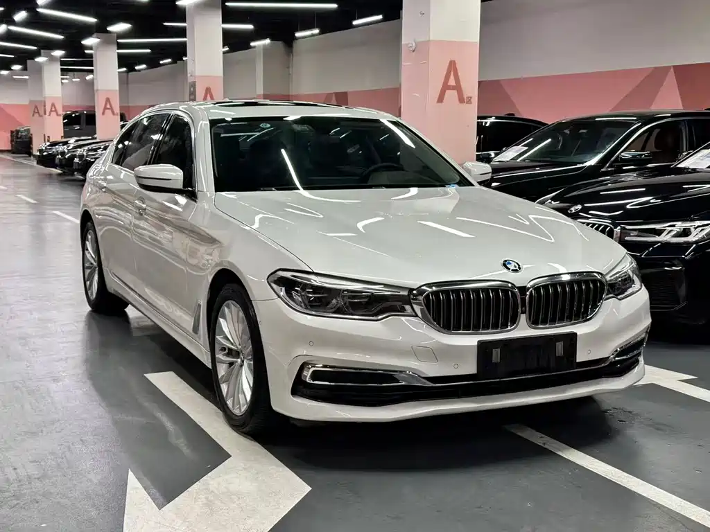 BMW 5 Series 2020