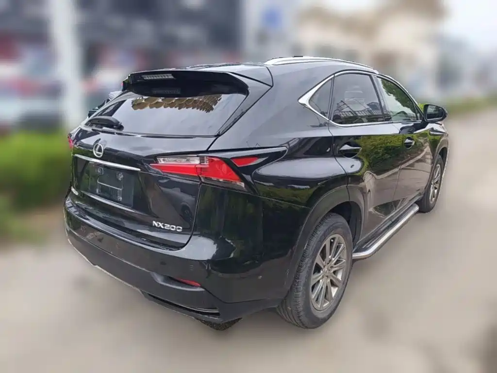 Lexus NX 2016 — фото 12