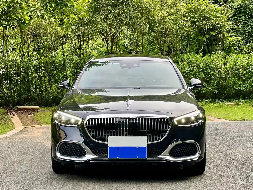 Mercedes-Benz S-Class 2025