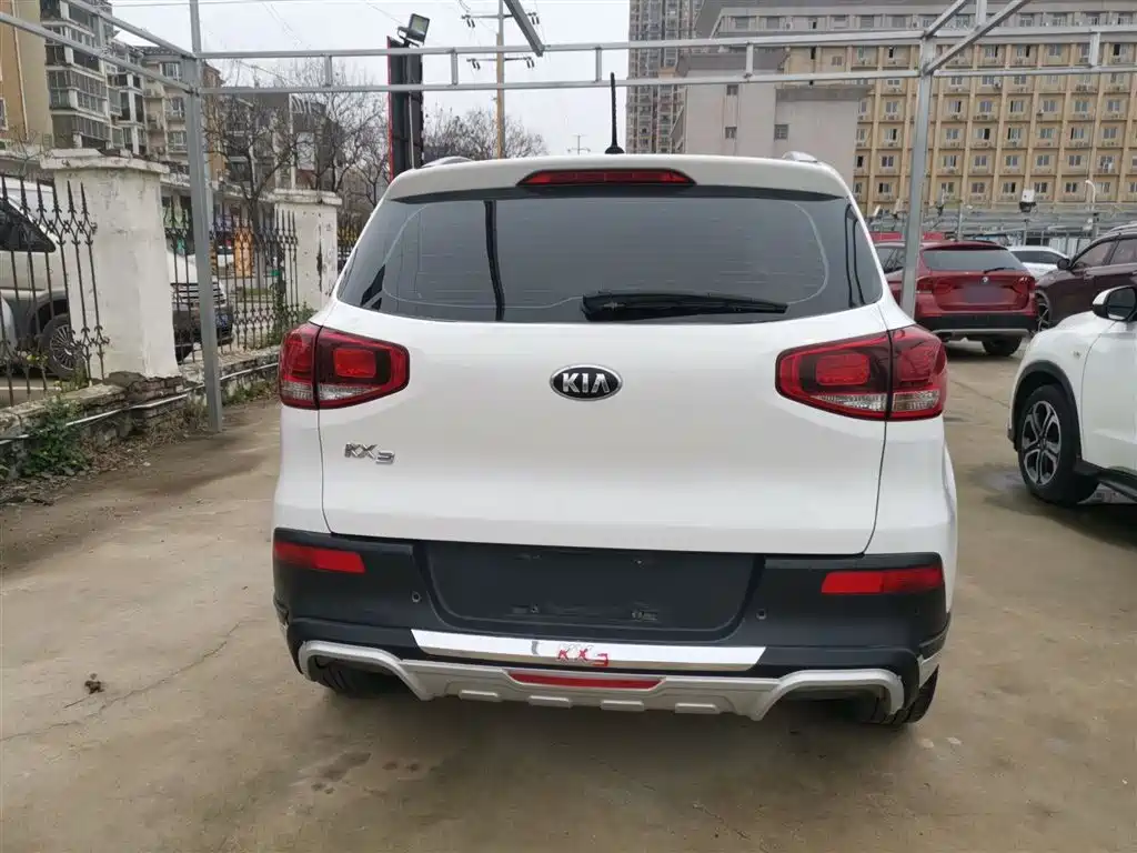 Kia KX3 2015 — фото 6