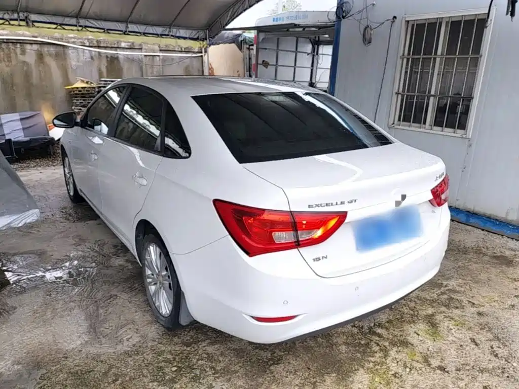 Buick Excelle 2016
