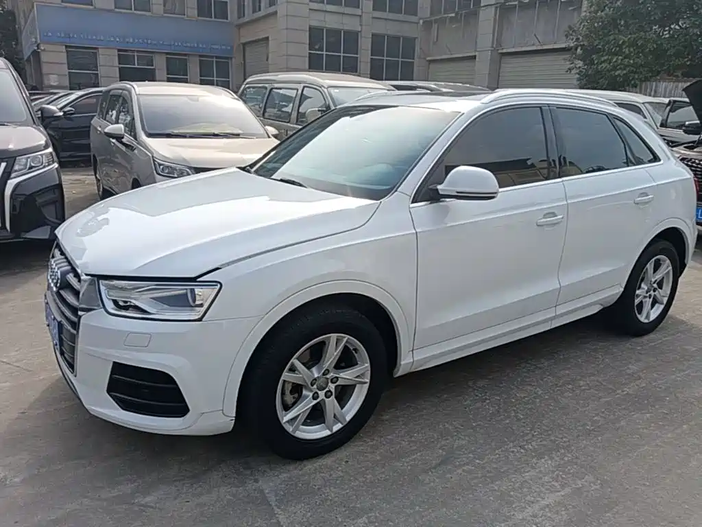 Audi Q3 2016 — фото 1