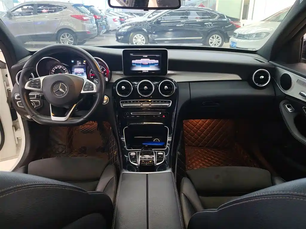 Mercedes-Benz C-Class 2017 — фото 6
