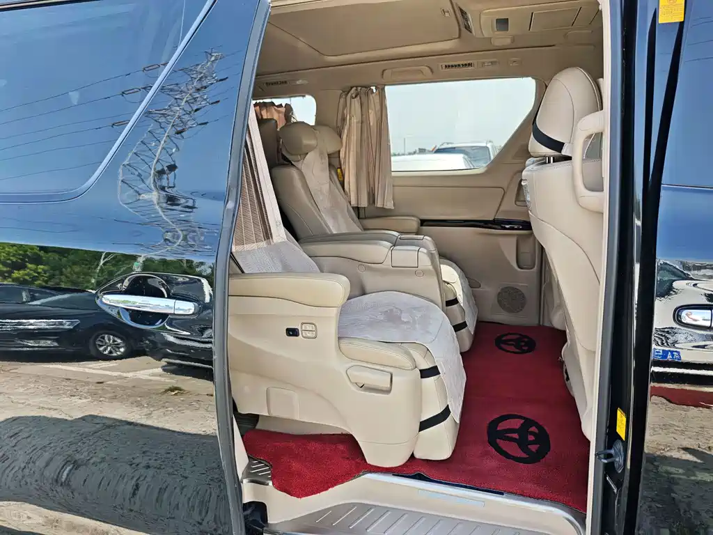 Toyota Alphard 2013 — фото 11