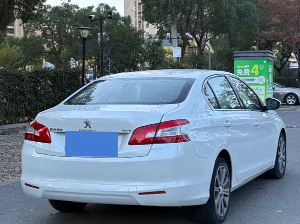 Peugeot 408 2016