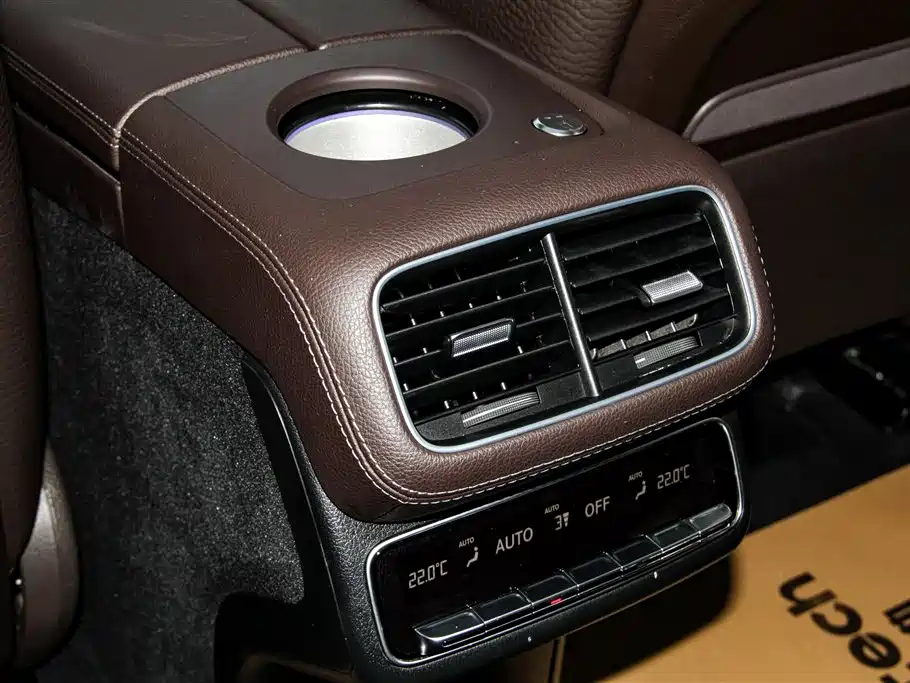 Mercedes-Benz GLS 2023 — фото 30