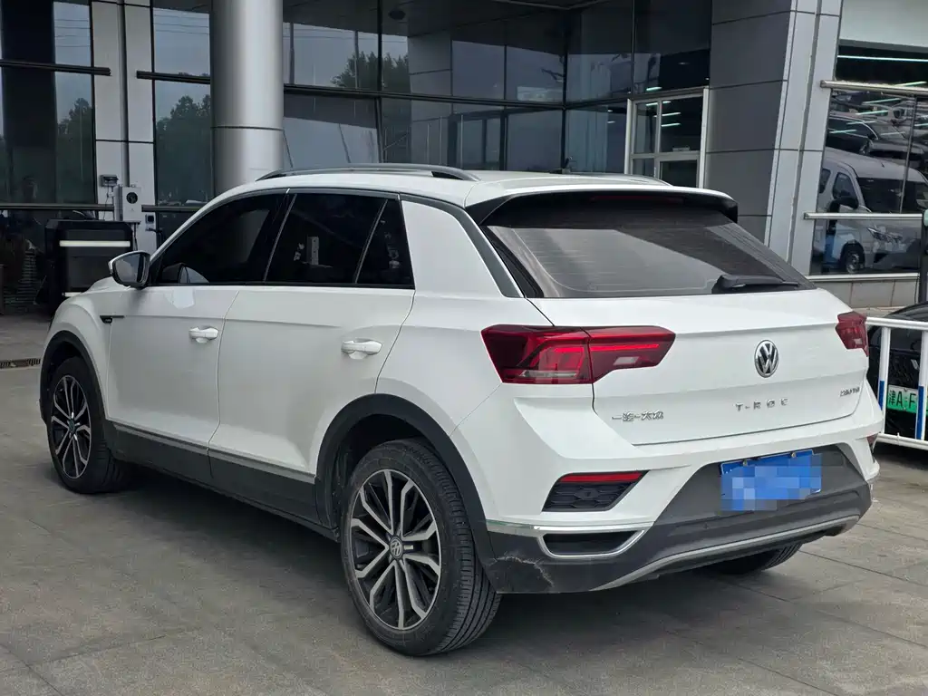 Volkswagen T-Roc 2019 — фото 7