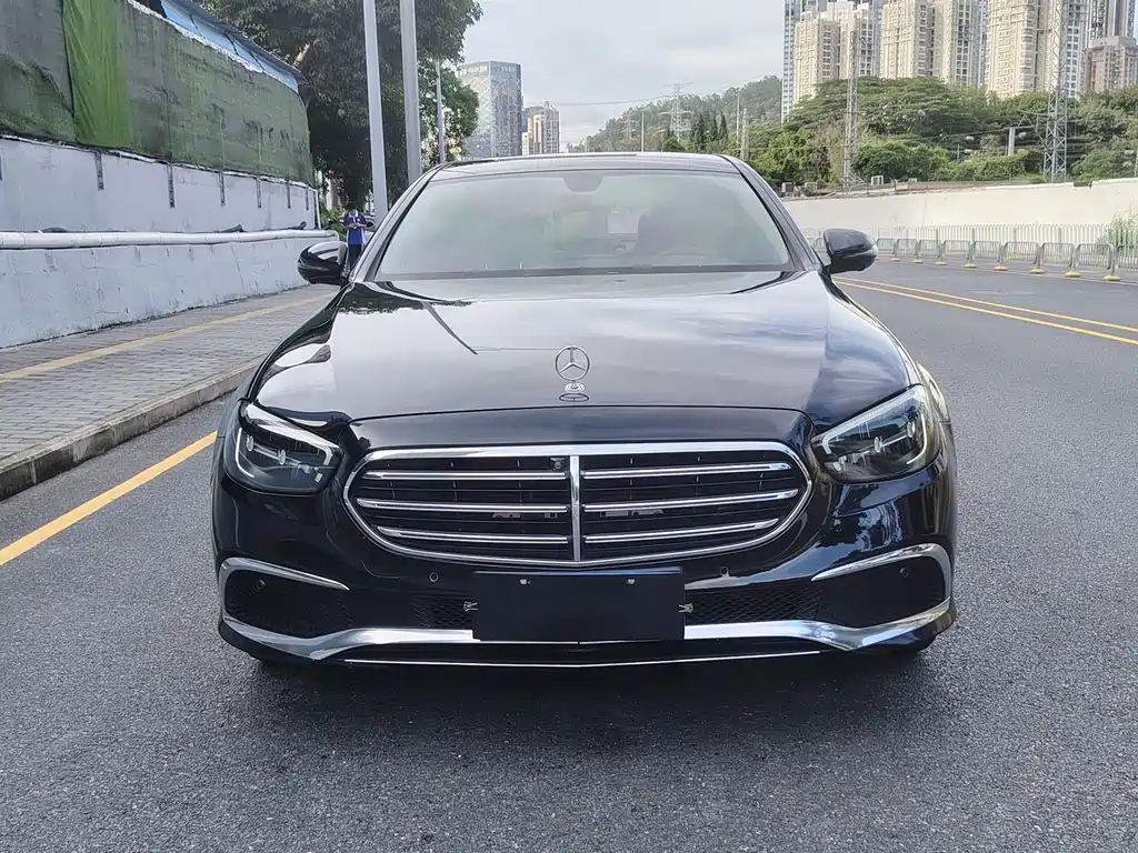 Mercedes-Benz E-Class 2021