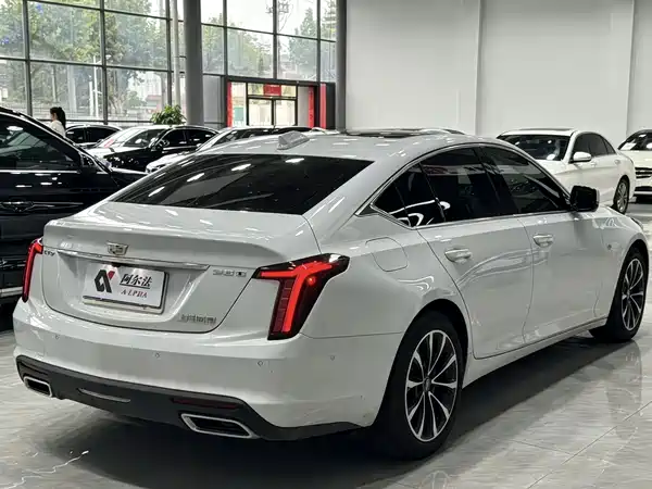Cadillac CT5 2026